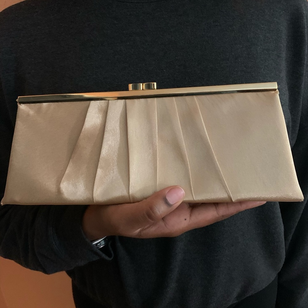 Gold clutch/shoulder purse
